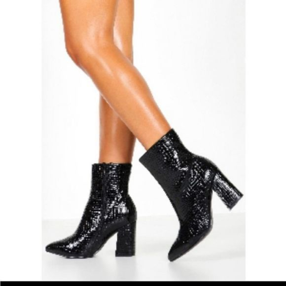 Boohoo Black‎ Reptile Print Faux Leather Boots
